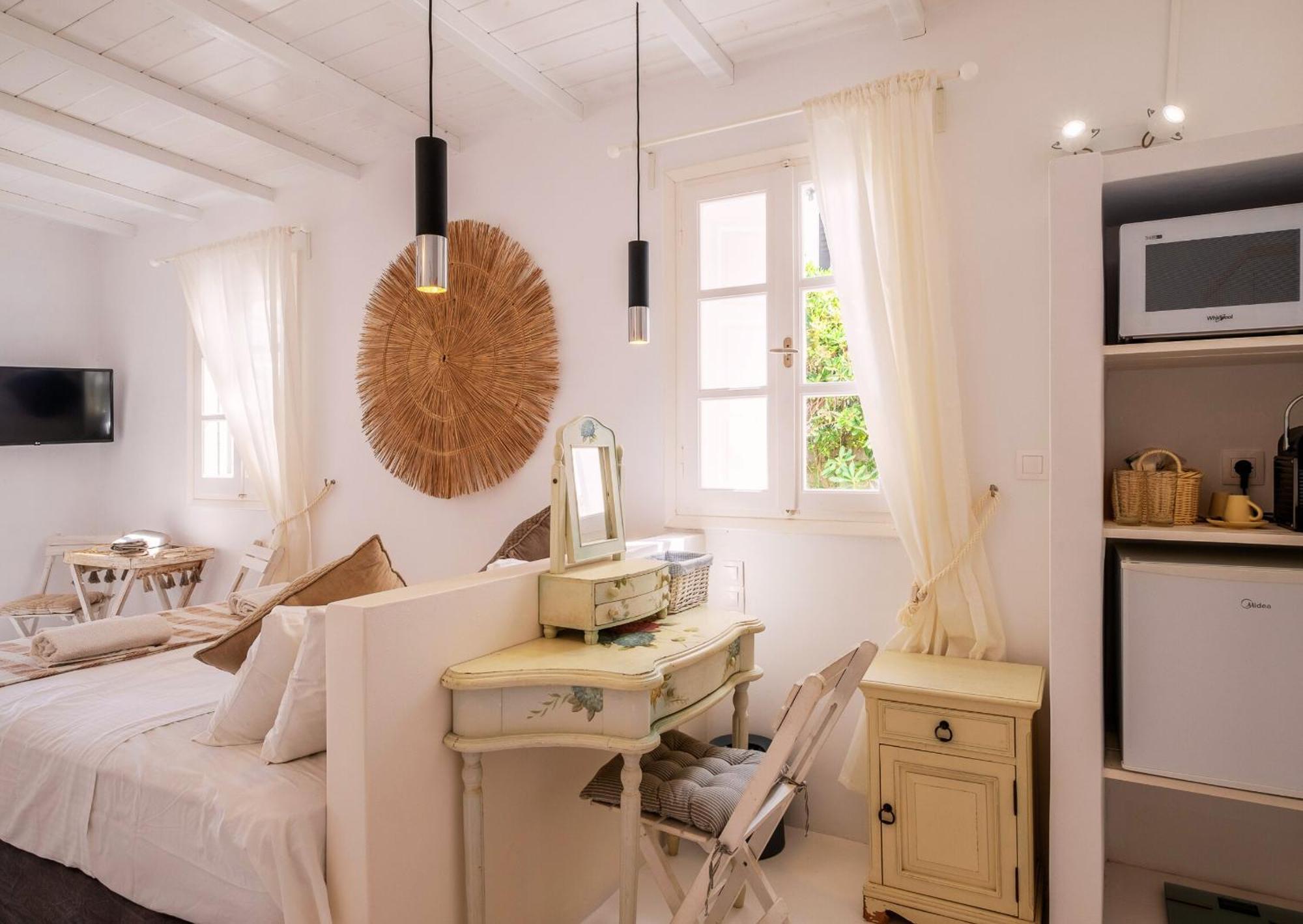 Manu Mykonos Exclusive Luxury Beachside With Private Pool By Quality Brand Villa Kalafatis